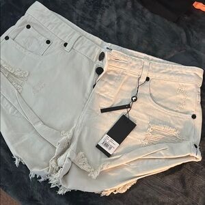 Stylish Cream Distressed Women's Shorts